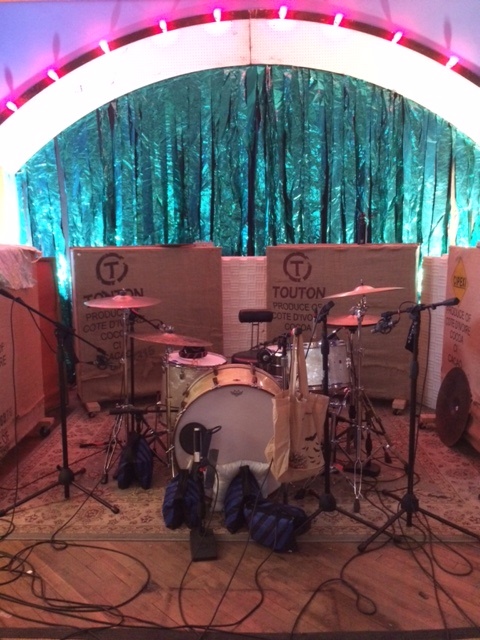 The "A rig" for much of 'The Tourist' sessions:&amp;nbsp;Rolling Bomber kick, Black Beauty snare, Slingerland toms, Zildjian cymbals